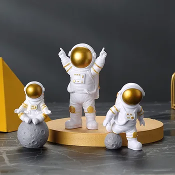 Модел украса на работния плот скандинавски интернет-знаменитост-творчески астронавти за детски подаръци за рожден ден и аксесоари за дома