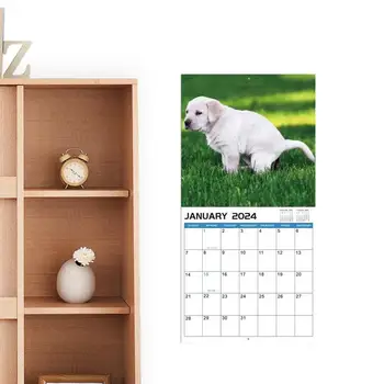Календар гадящих кучета в 2024 година, Кучета Гадят в красиви места, стенен календар, Забавен, с монтиран на стената арт, Шега, подарък, томбола, Календар на януари